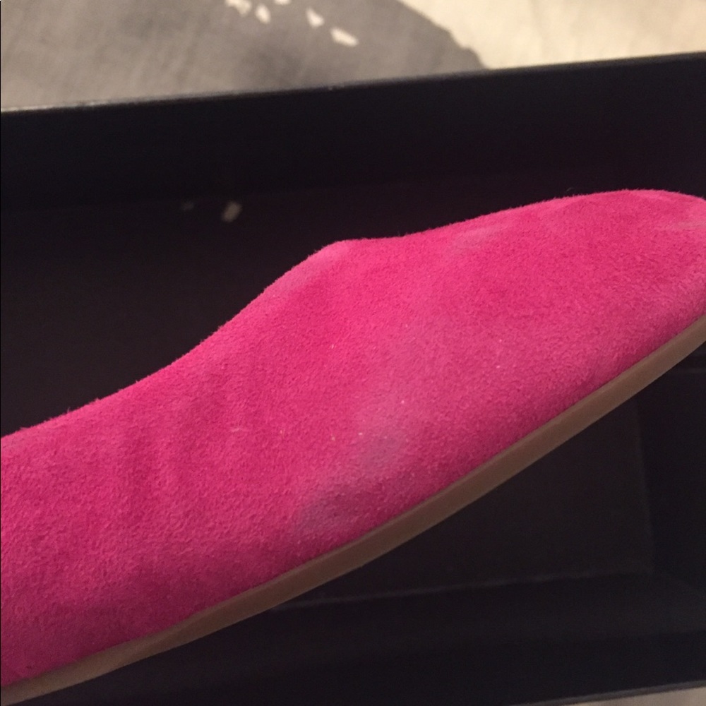 Shoes - Picture 3 of 4